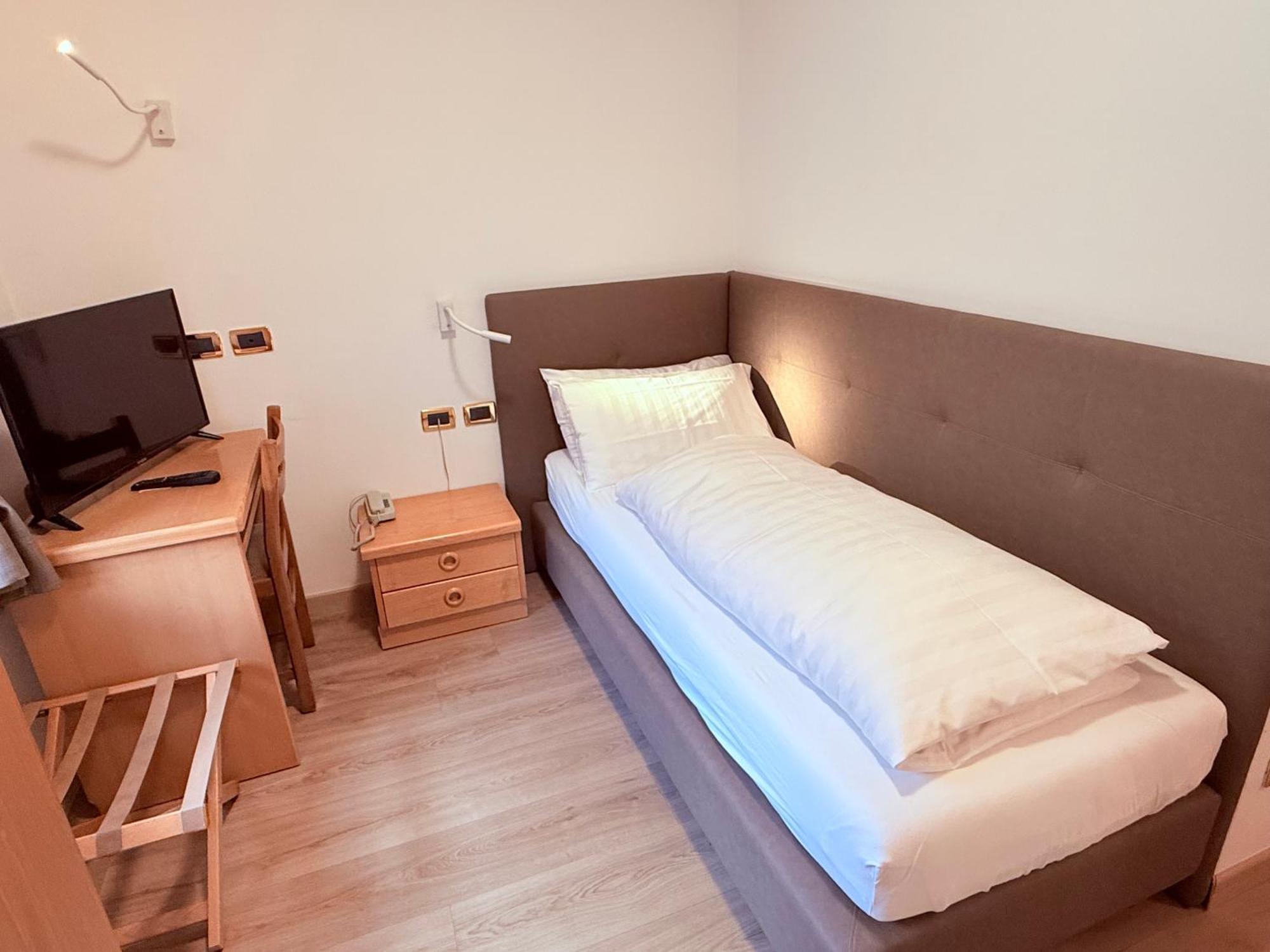 Hotel Rosalpina Soraga Ngoại thất bức ảnh