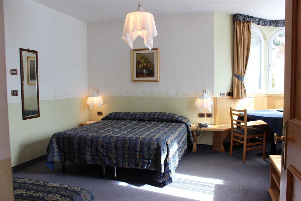 Hotel Rosalpina Soraga Ngoại thất bức ảnh